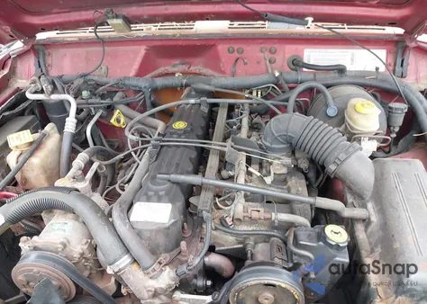 1998 Jeep Cherokee Classic/Limited/Sport from USA, damaged, VIN 1J4FJ68S0WL117837